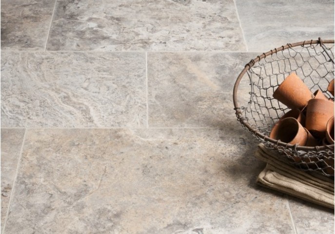 silver-honed-travertine-1-